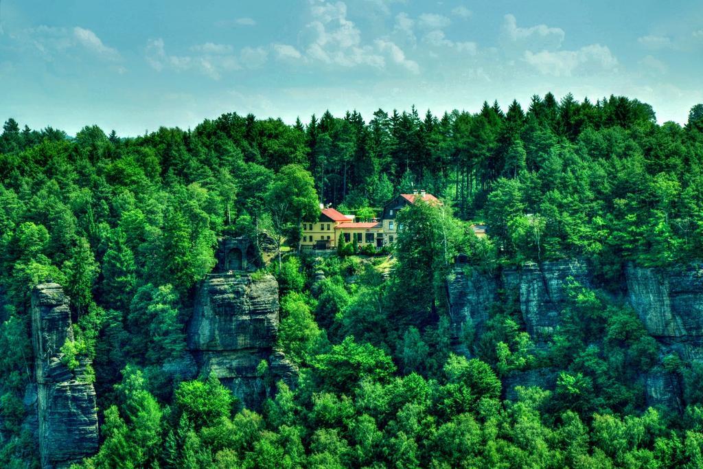 Hotel Garni Belveder Hrensko Exterior photo